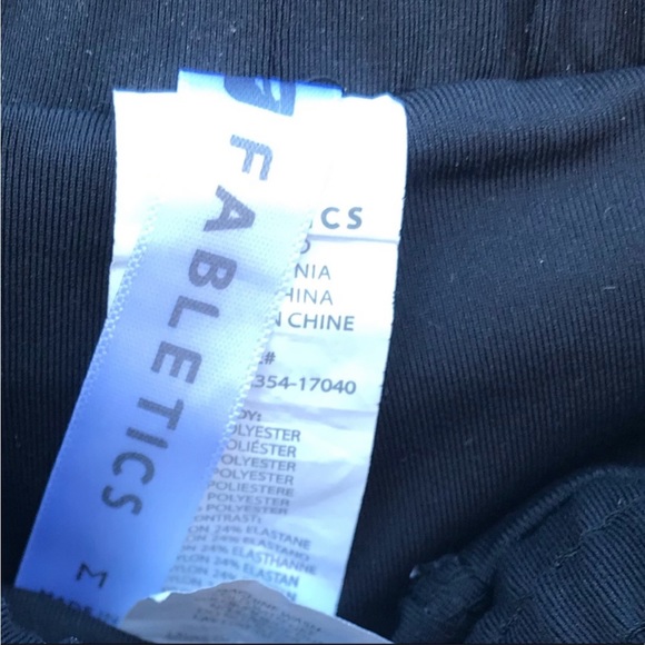 Fabletics Draw String Shorts W/ Pockets Size M - Picture 3 of 5